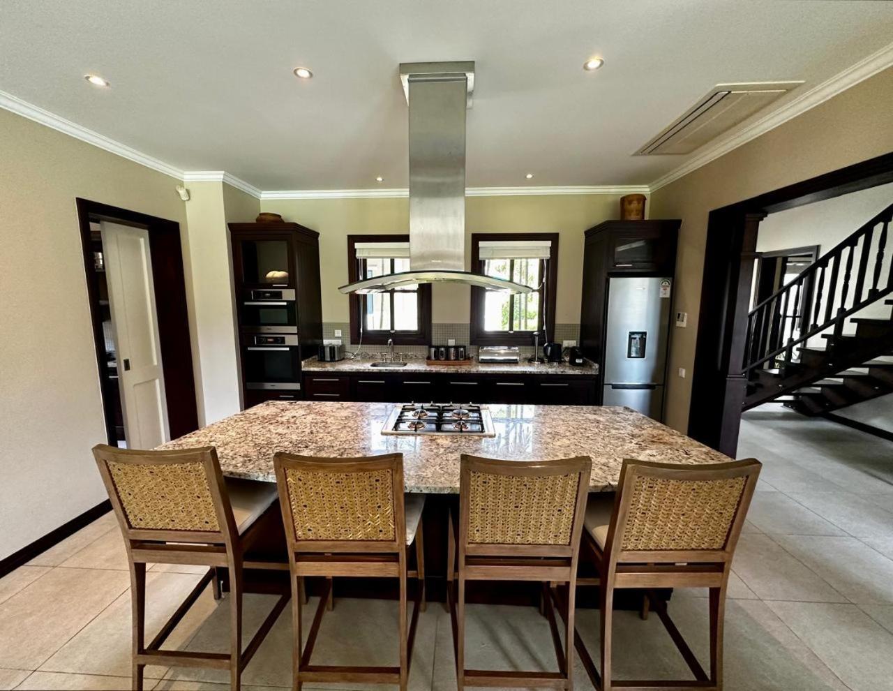 Eden Island Luxury Accommodation Εξωτερικό φωτογραφία